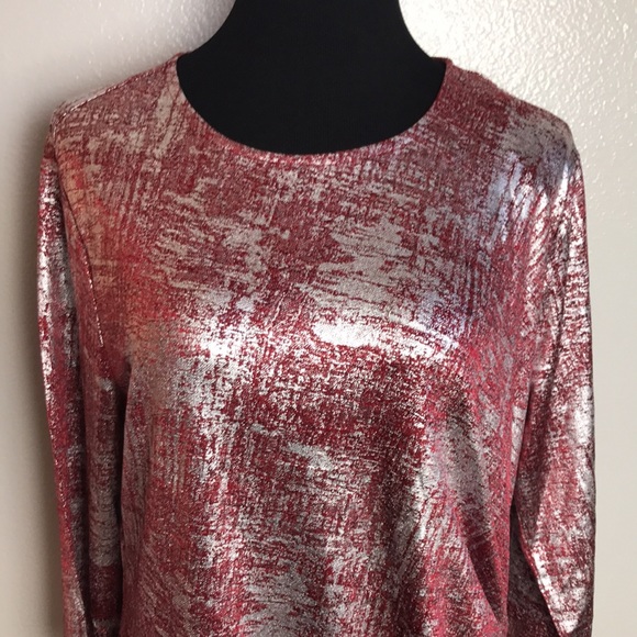 Isabel Hayley shiny silver top - Picture 2 of 6